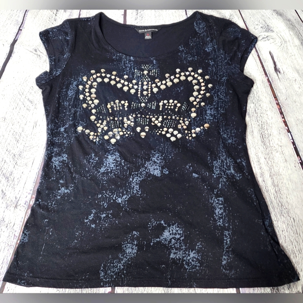 Rock & Republic black with design on the front, short sleeve t-shirt, size small